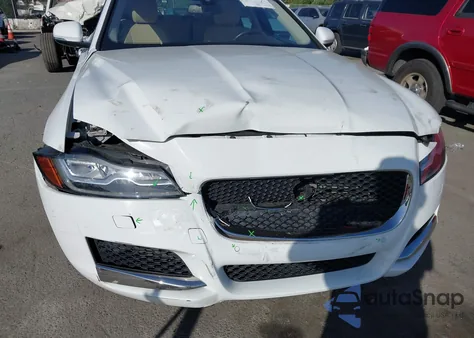 2018 Jaguar Xf 25T Prestige from USA, damaged, VIN SAJBE4FX4JCY57123
